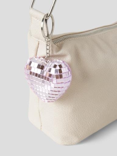 Obesek za ključe Famina